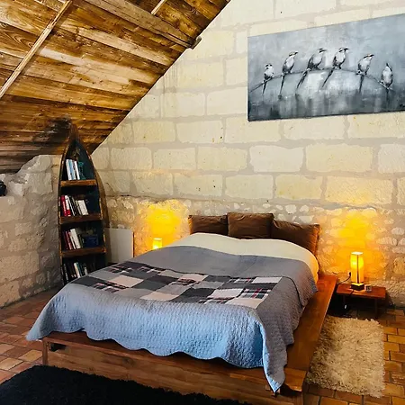 Chateau De La Thibaudiere - Des Oiseaux