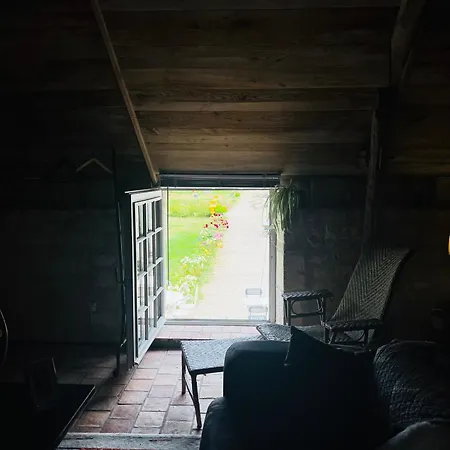 فندق مبيت وإفطار Chateau De La Thibaudiere - Des Oiseaux Allonnes (Maine-et-Loire)