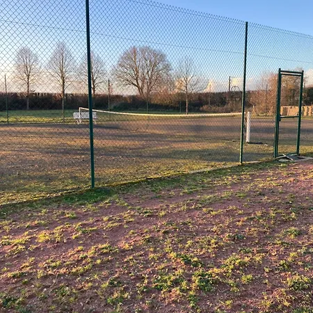 Chateau De La Thibaudiere - Des Oiseaux Bed and breakfast Allonnes (Maine-et-Loire)